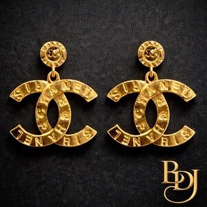 Elegant Chic CC-Inspired Gold Logo Drop Earrings | Statement Night-Out Glam BDJ